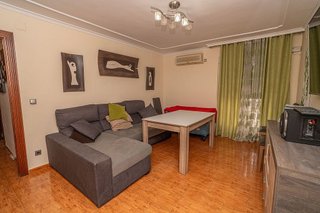 Piso en venta en Linares