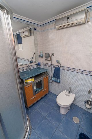 Piso en venta en Linares