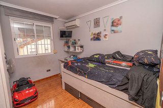 Piso en venta en Linares
