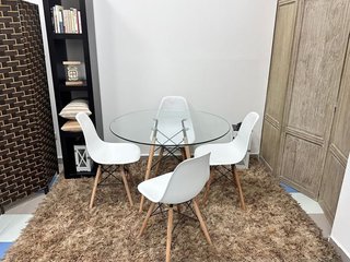 PACK COMEDOR Mesa Redonda Cristal + 4 Sillas