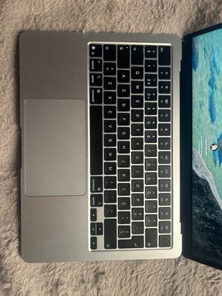MacBook Air 2025 Gris Espacial