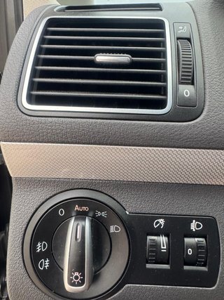 Volkswagen Touran 2012