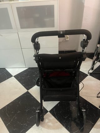 Andador Play Care Negro Poco Uso