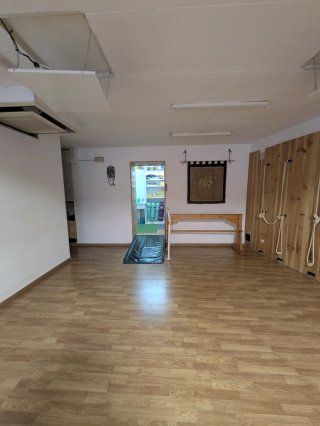 Estudio de yoga activo en Manresa – 80 m² útiles