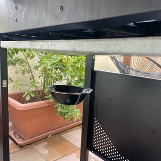 Barbacoa a gas negra con funda