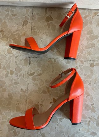Tacones naranjas Shein