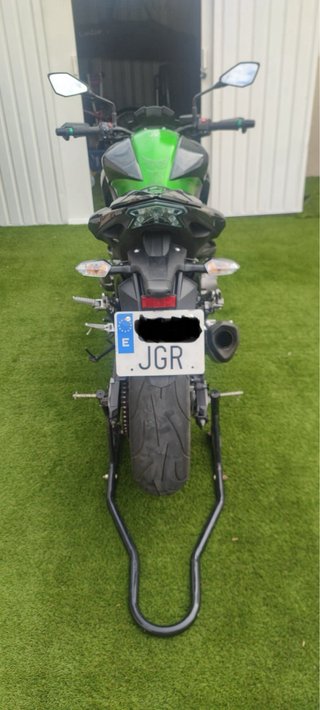 Kawasaki Z800E ABS Negra y Verde