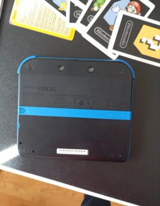 Nintendo 2DS Azul con Mario Kart 7