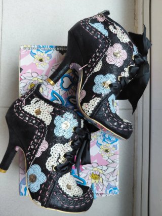 Botines Irregular Choice Flores