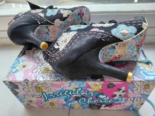 Botines Irregular Choice Flores