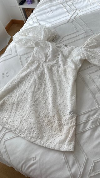 Vestido blanco mini brocado