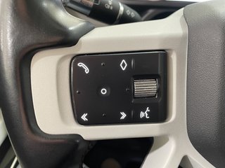 Defender 3.0 D250 SE 110 Auto 4WD MHEV