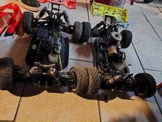 Team Losi 8eight 3.0 RC car 1/8 Buggy off road