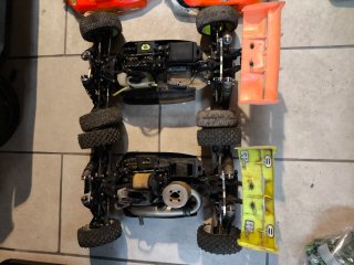 Team Losi 8eight 3.0 RC car 1/8 Buggy off road