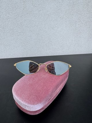 Gafas de sol Miu Miu doradas y marrones