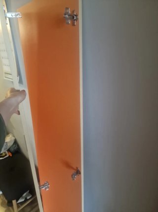 Dos puertas  de armario naranja 172cm,   50cm