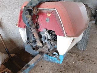Tractor y atomizador