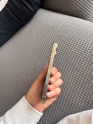 iPhone 16 Pro Plata