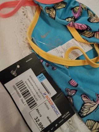 Traje de baño Nike mariposas