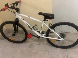 Bicicleta de montaña B'TWIN