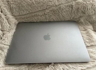 MacBook Air Retina 13” 2018 Gris Espacial
