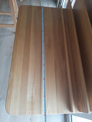 Escritorio de madera natural