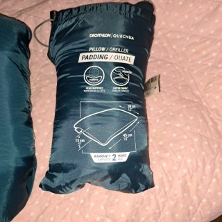 Saco de dormir y almohada Quechua MH100