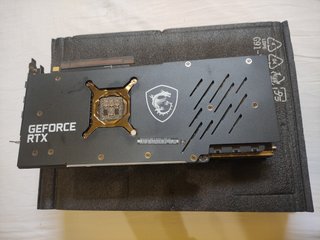 3 schede grafiche NVIDIA RTX 3080 Ti 12GB