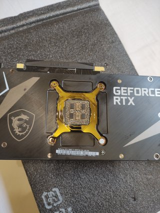 3 schede grafiche NVIDIA RTX 3080 Ti 12GB