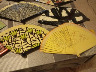 Set di ventagli di designer famosi