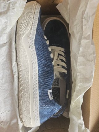 Vans UA Circle Vee Azul Foncé
