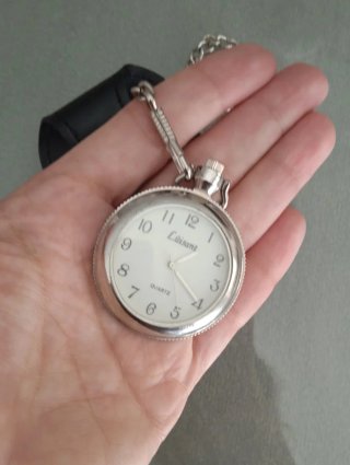 Reloj de bolsillo para restaurar o colección