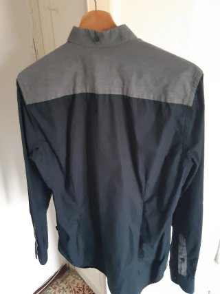 Camisa Izac Negra y Gris