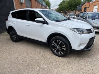 BIEN CUIDADO!!!! TOYOTA RAV4 120D 4X4 DIESEL