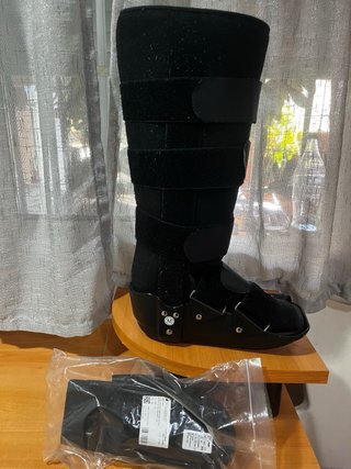 Bota Walker Talla M + Cuñas