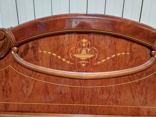 Estructura de cama retro de madera maciza 135x180