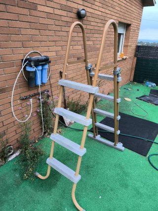 Escalera para piscina