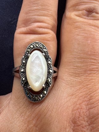 Conjunto Plata: Anillo y Pendientes