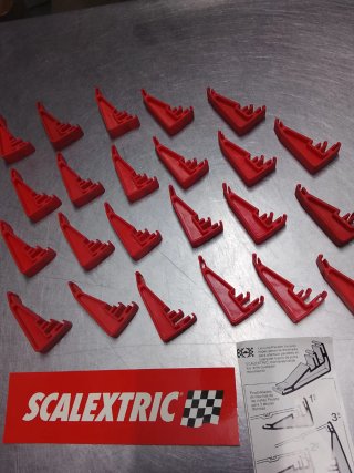 23 Cuñas Peralte Scalextric Pista Negra