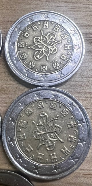 Lote 3 monedas 2€: 2002, 2005, 2008