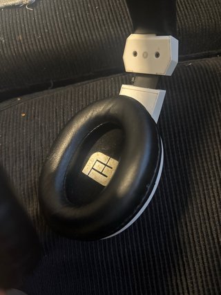 Auriculares Gaming Blancos y Negros