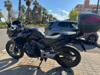Honda CBF 600S 2007 + Baúl - ITV reciente