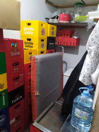 Bar con terraza 800€ tragaperras a la semana