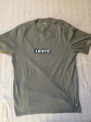 Camiseta Levi's Verde Oliva Talla S