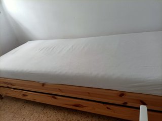 Cama IKEA UTÅKER apilable 2 camas + colchón