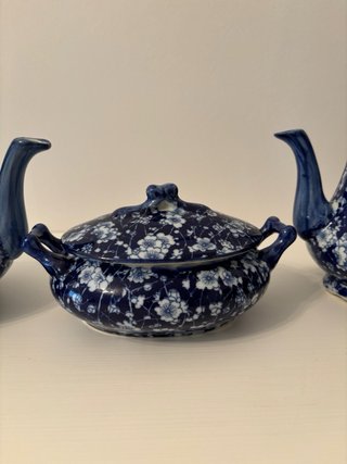 Conjunto porcelana vintage floral azul