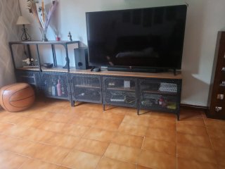 Mesa de comedor y sillas