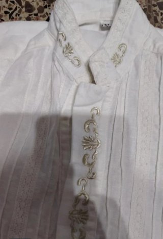Camisa zaragüel niño bordada Para 3-4 años.