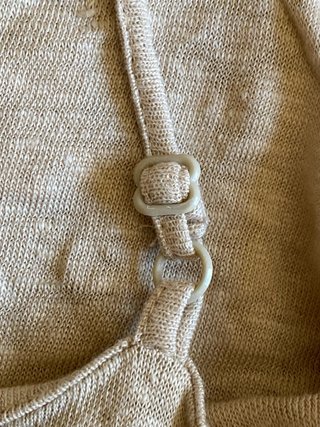 Top lino Esmara beige tirantes botones