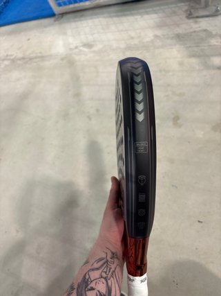 Pala Pádel Adidas Metalbone Carbon 2024